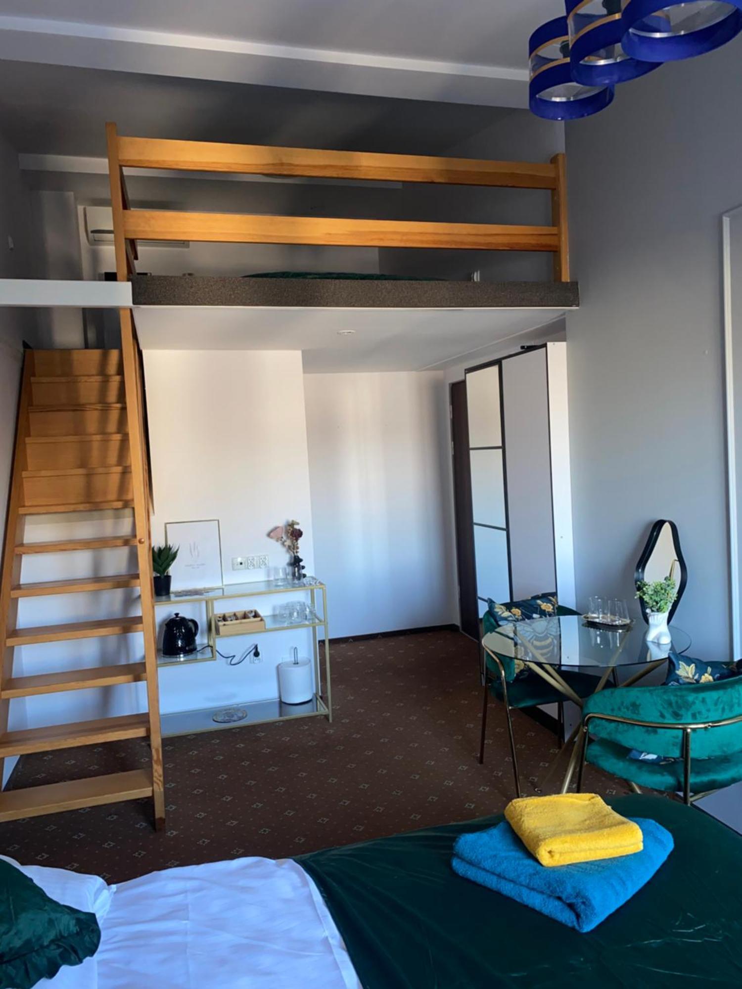 Apartment Queen Bee Old Town